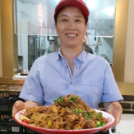 济源做焖炒鸡的（萍姐）