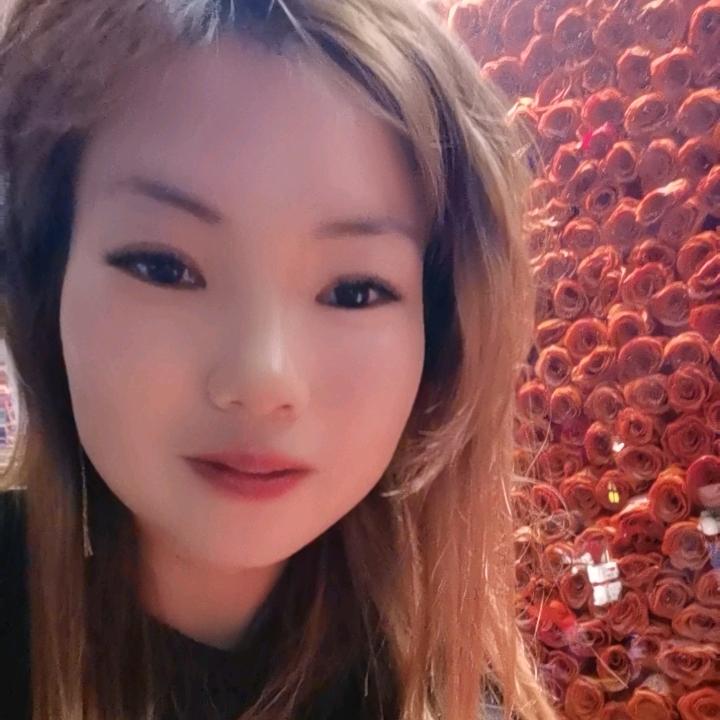 小霞