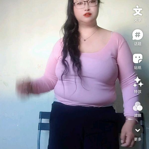 大嘴李莉，仨个孩子的妈妈，曲靖罗平彝族喜