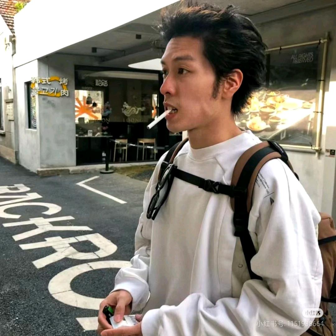 周六
