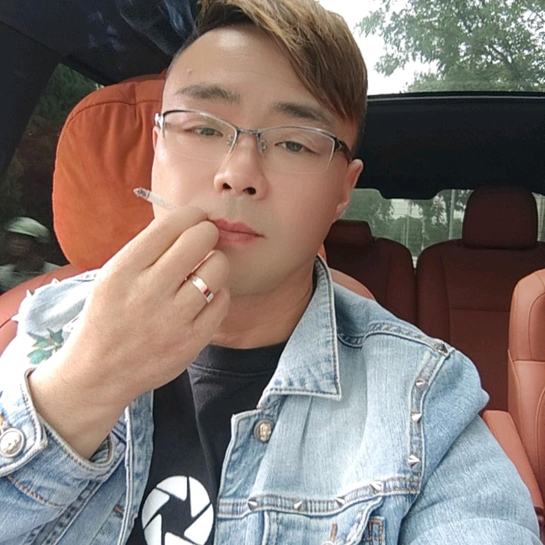 用户5473704261306小包包