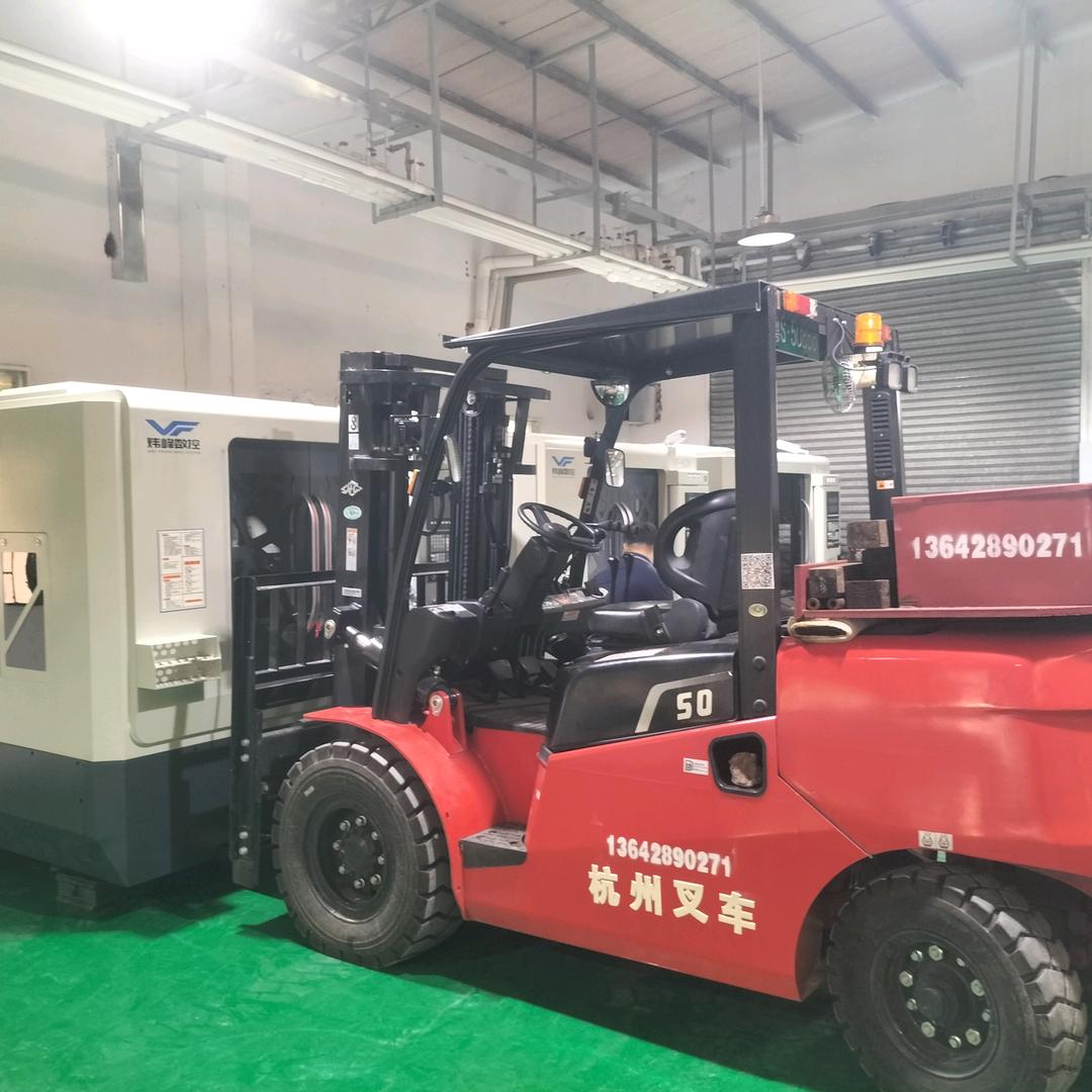 莞龙吊装服务部