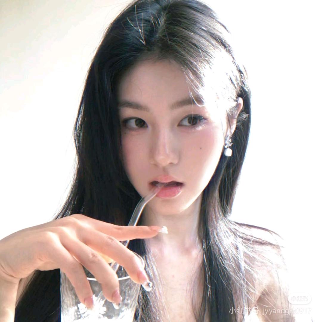 念卿.