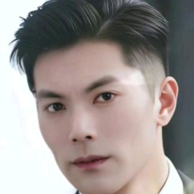 q翁应乾