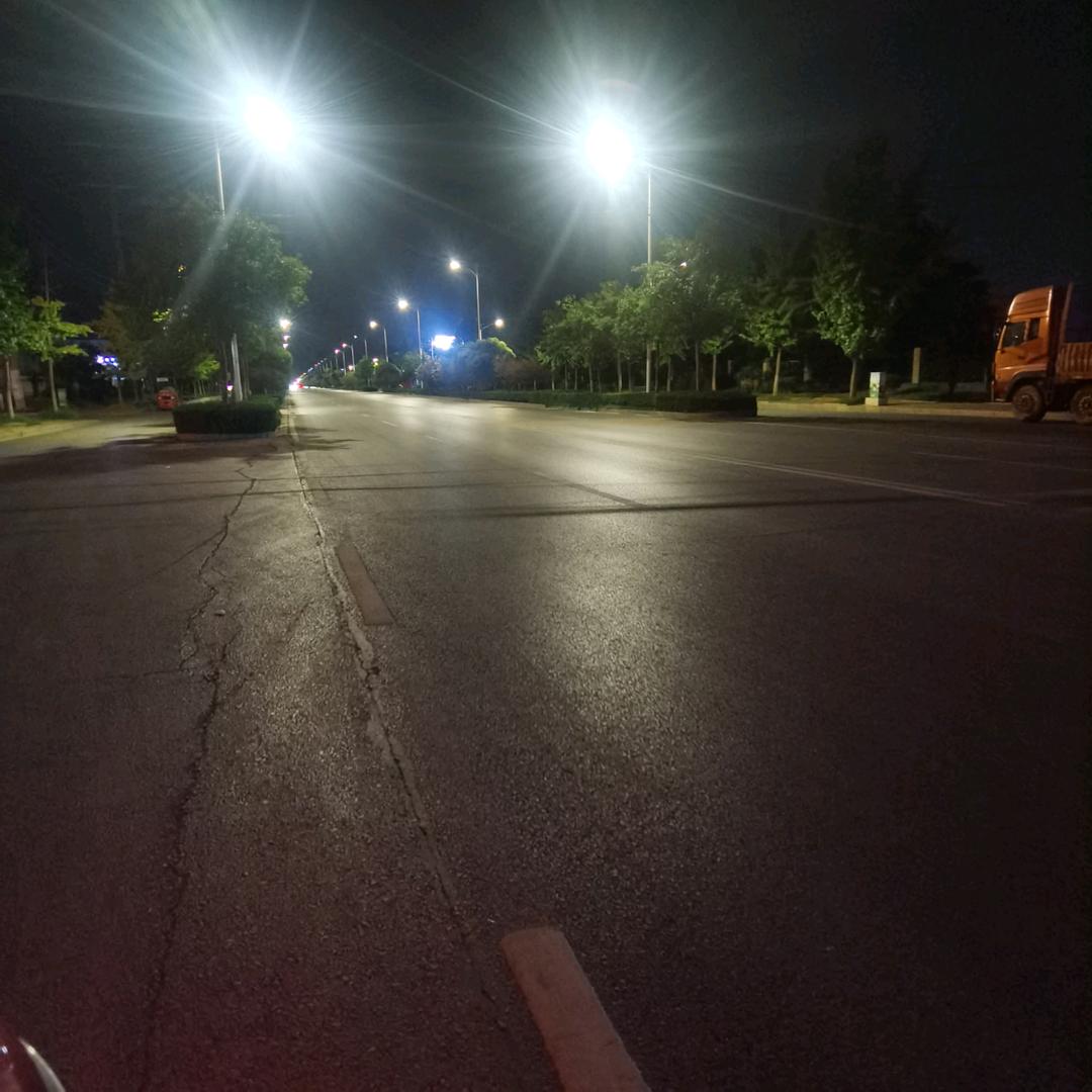 后面
