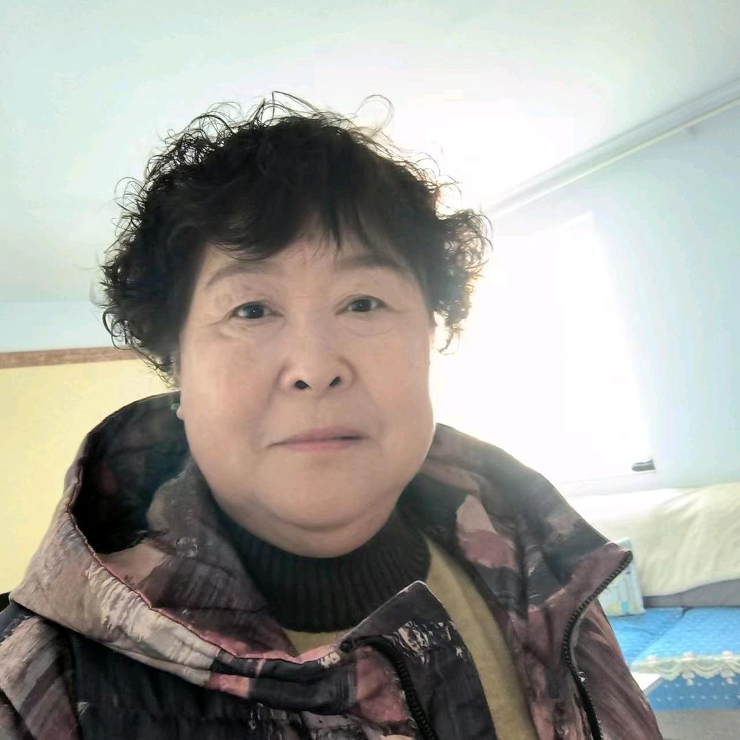 贾姐（上午8点10分开播）