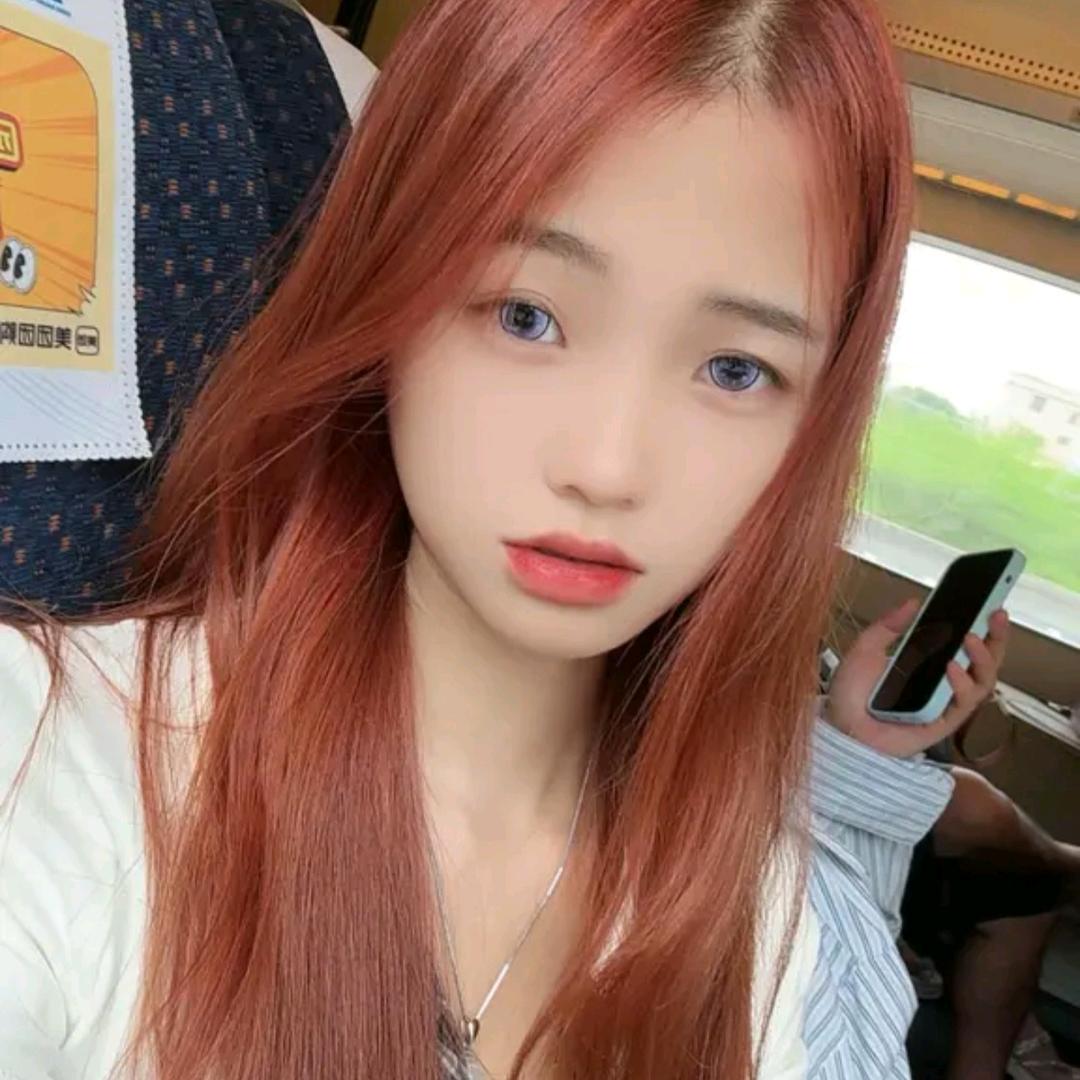 礼宝很乖吖