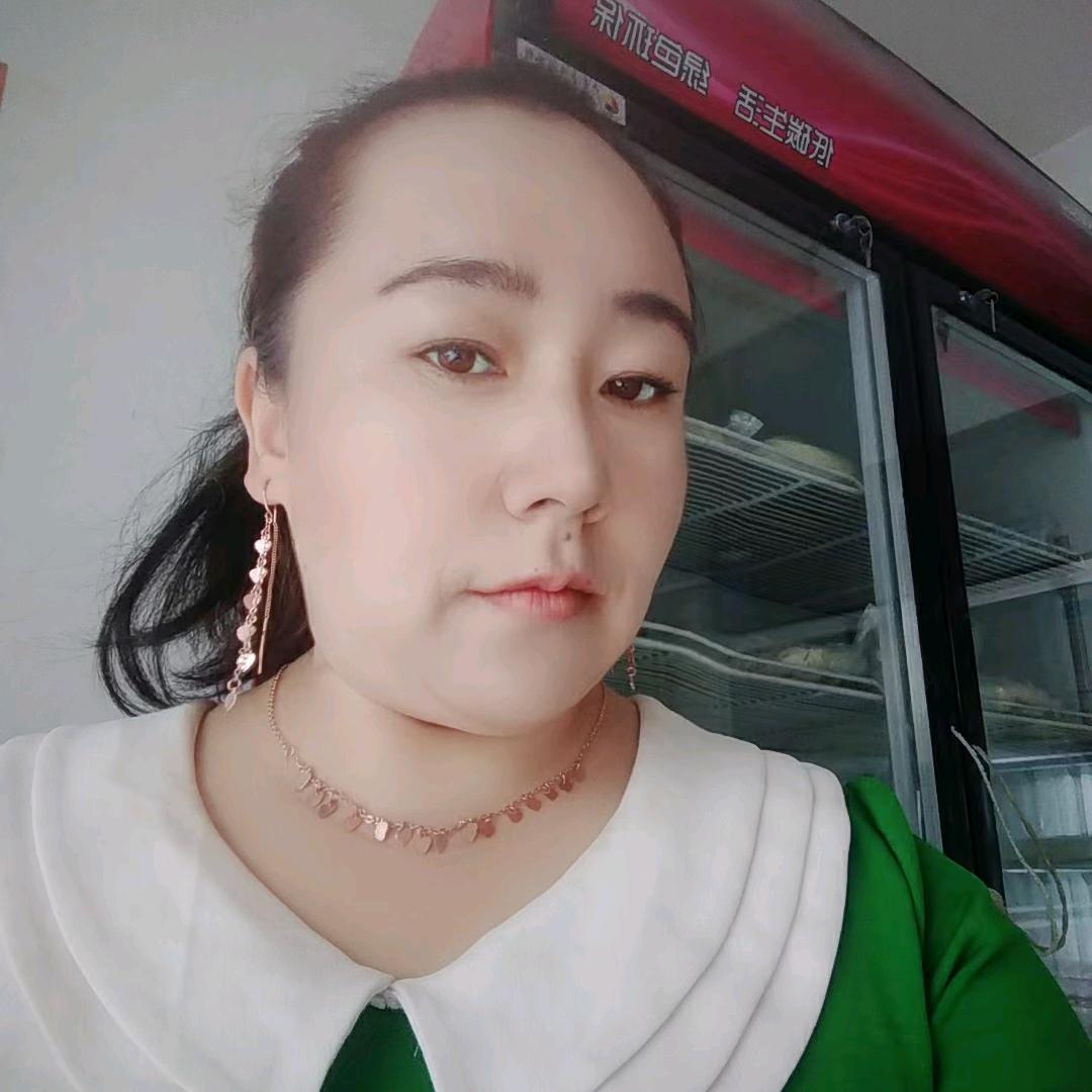 阿克苏市媄染达鞋店