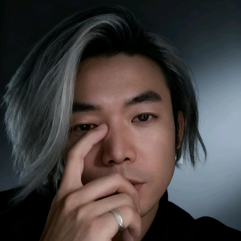 ジ  沉默的礁石