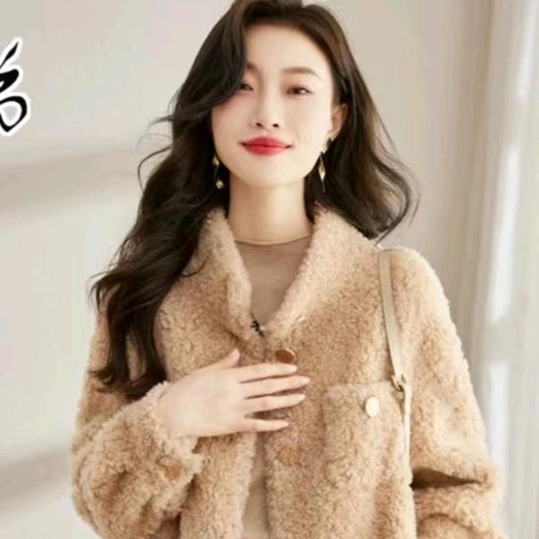 月儿潮品 橱窗选