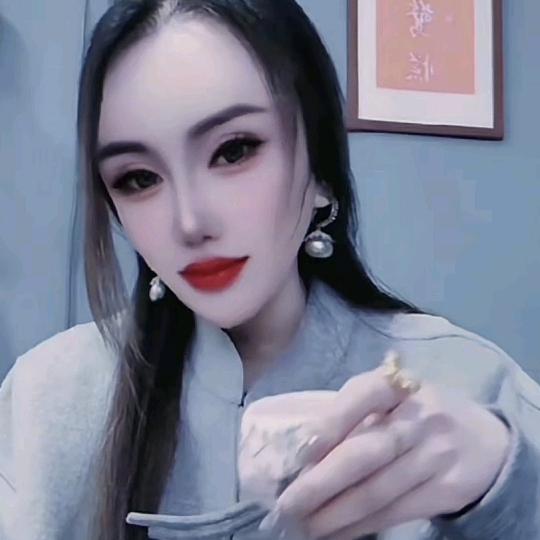 💋LILy姐（俪之燕鲜炖燕窝）
