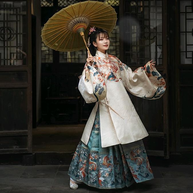 青叶纪汉服
