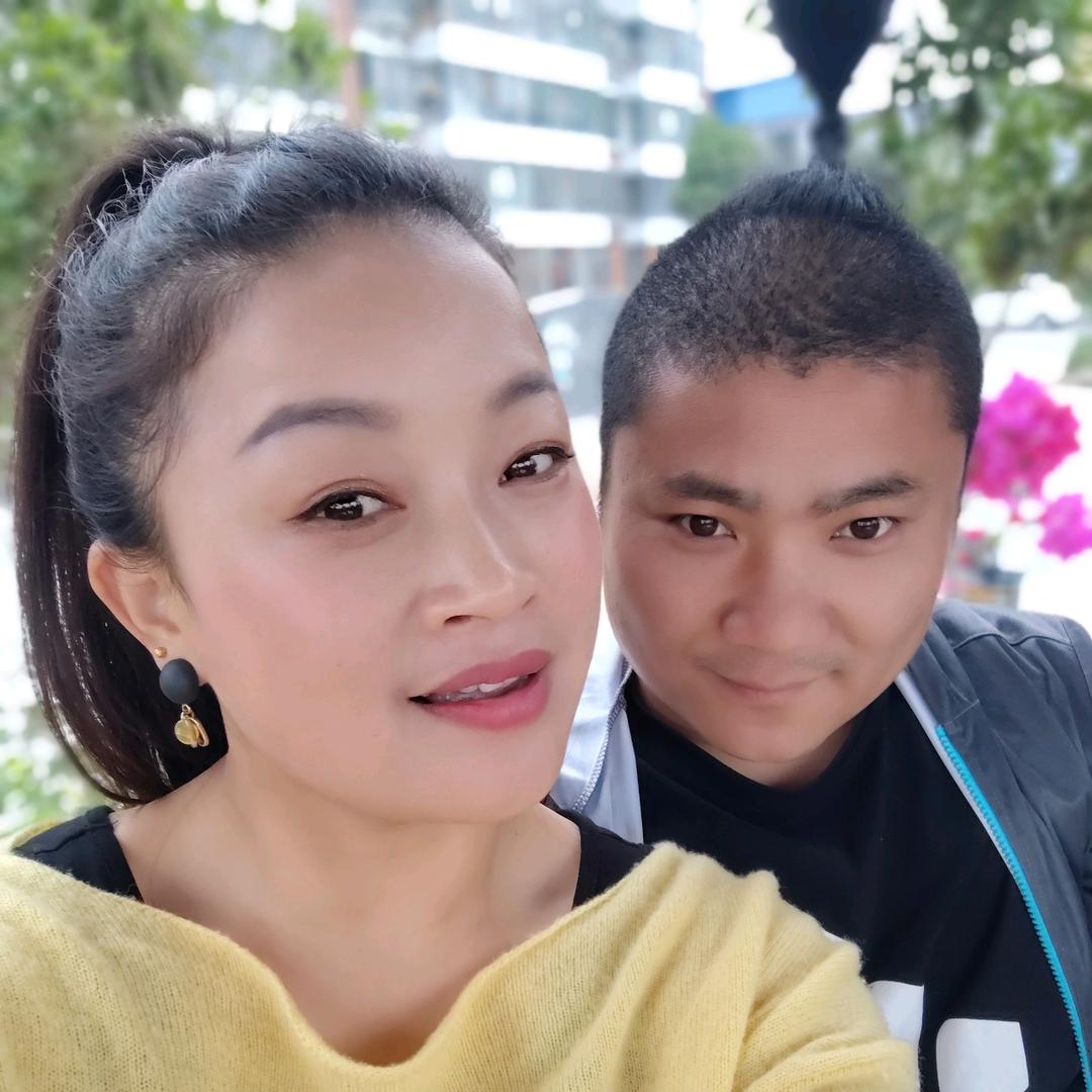辫子哥演出团👉文利@三妹