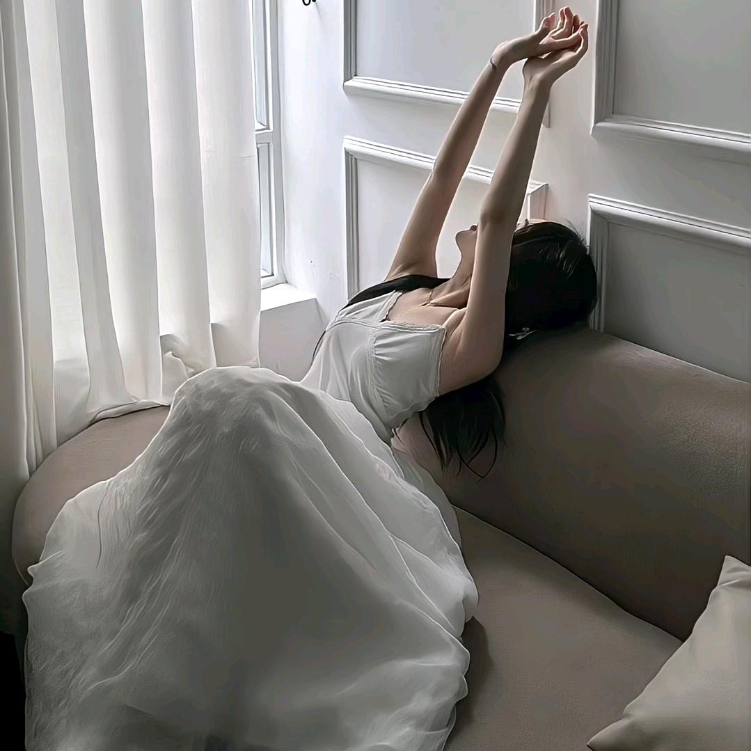 昕昕吖（🐰堂良女孩🐱）