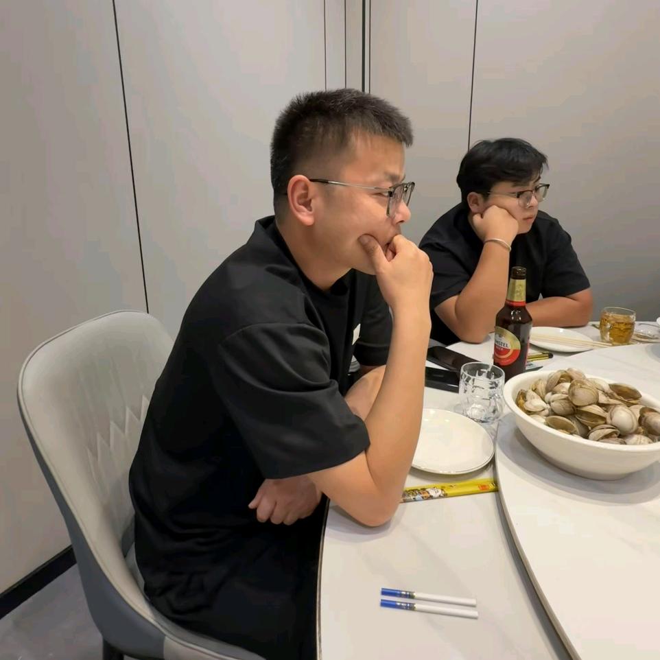 邱邱在路上ing📷
