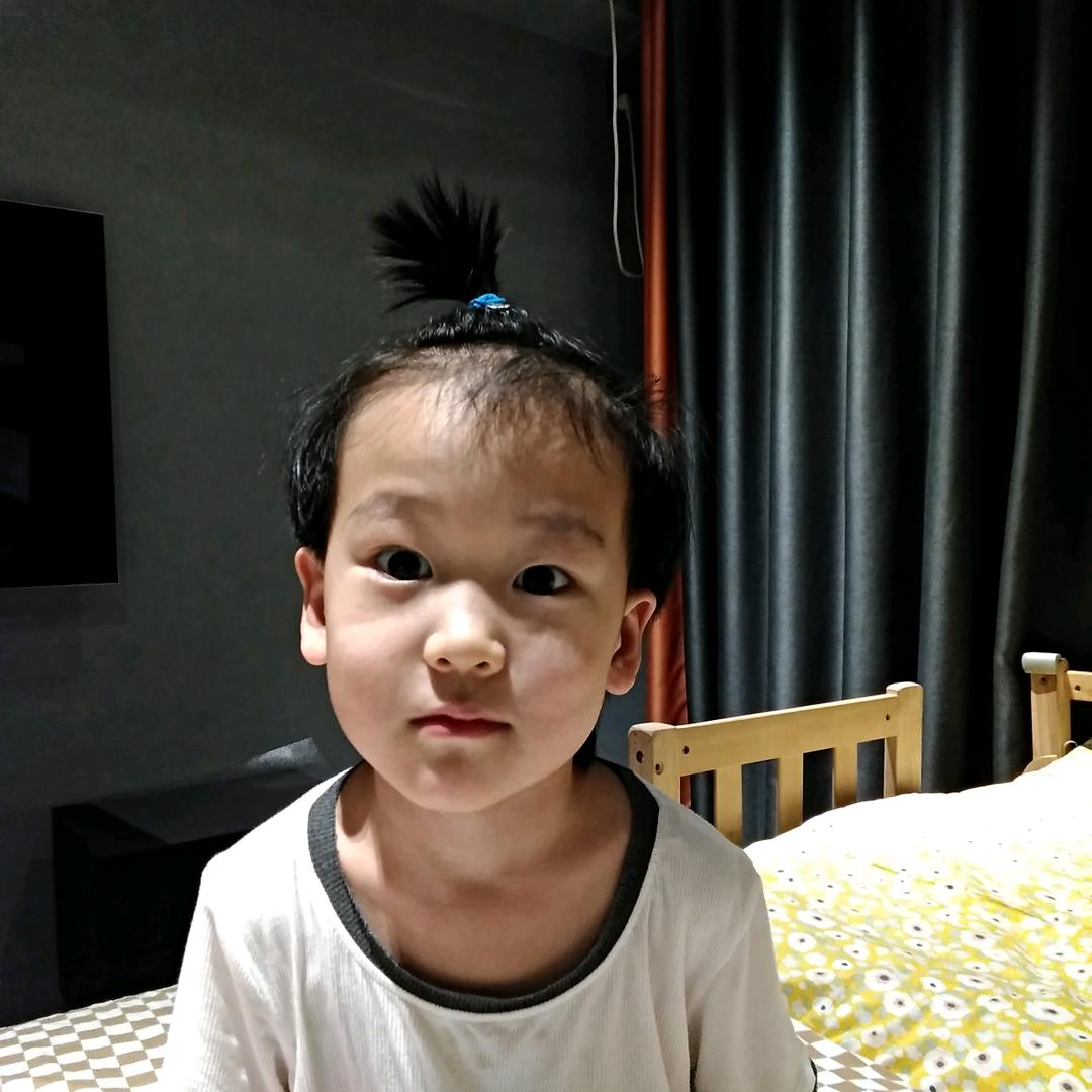 蹬车的小高