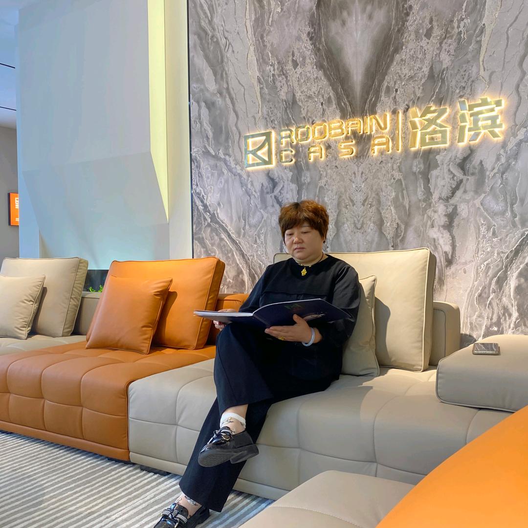 龙里县香木阁实木家具店