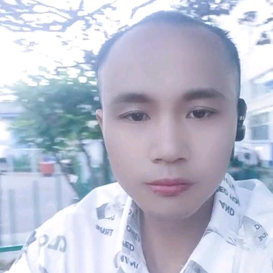 农村小伙