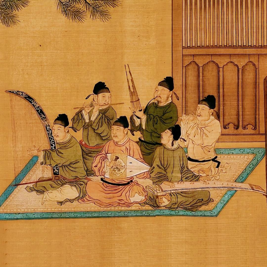 架上生尘土
