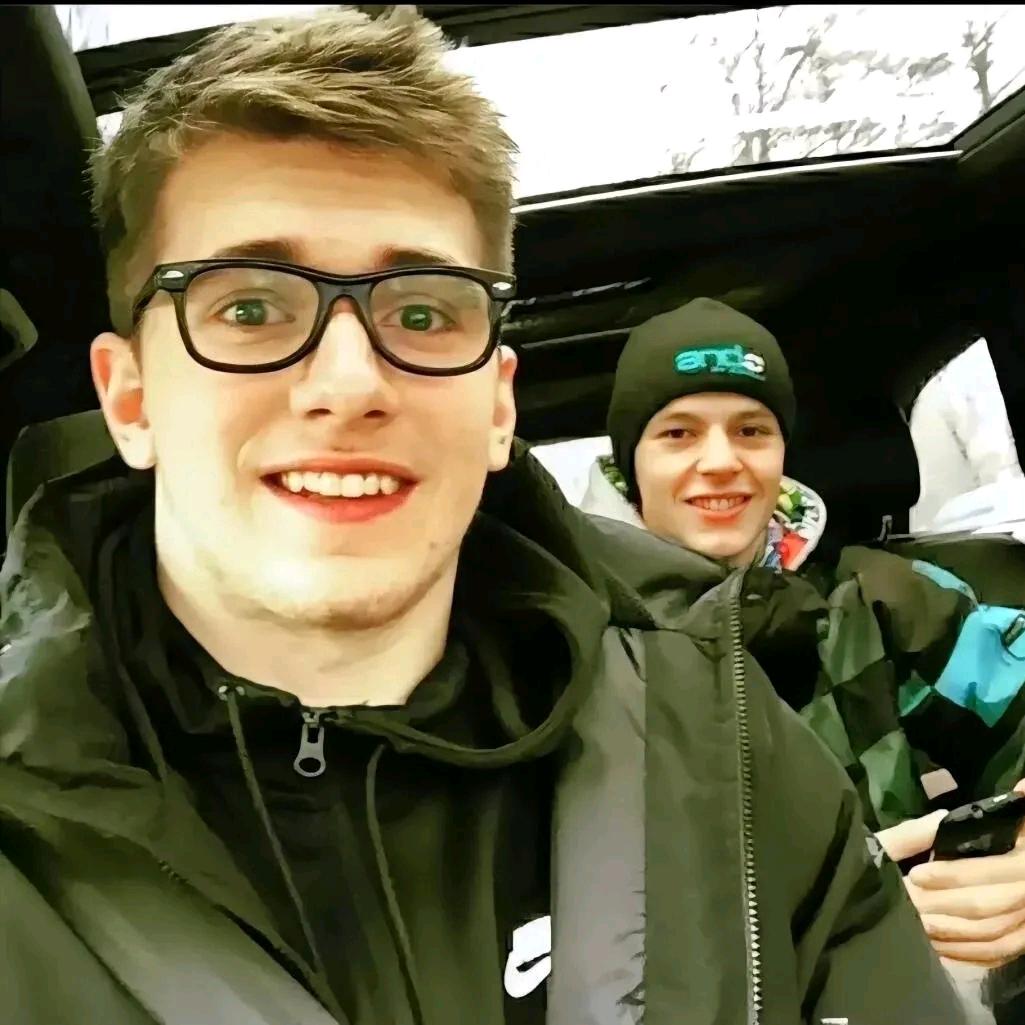 FLY