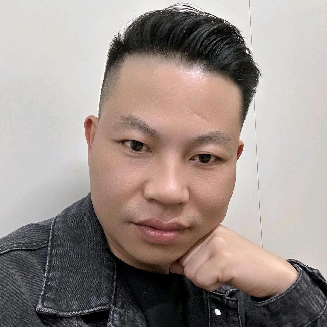小骆摩托