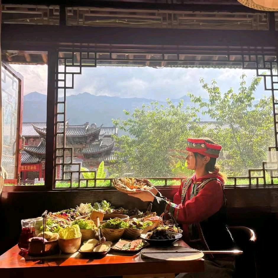 菌小可云南鲜菌火锅