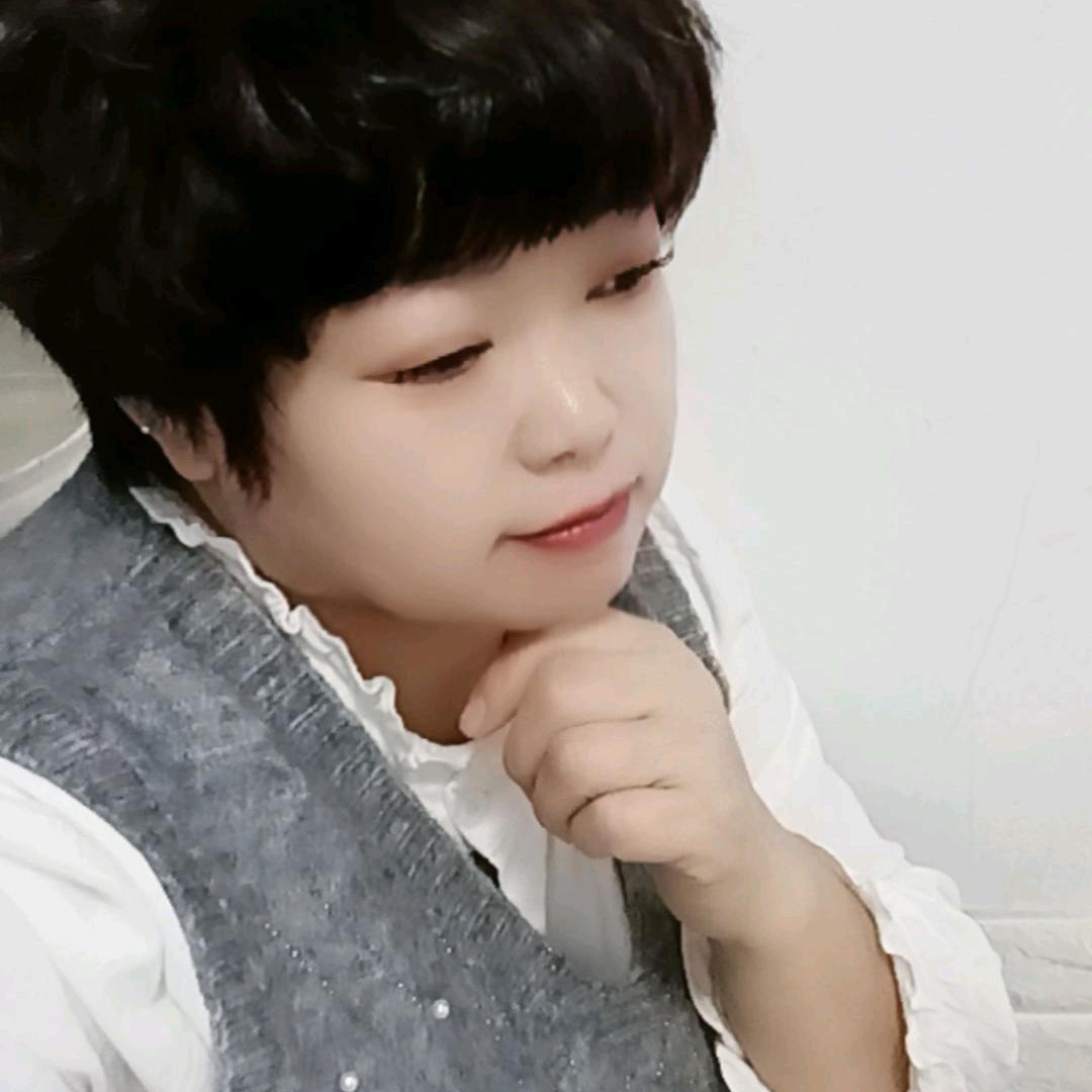 胖丫头🌸