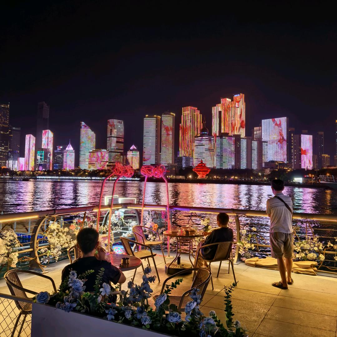 贾东峰