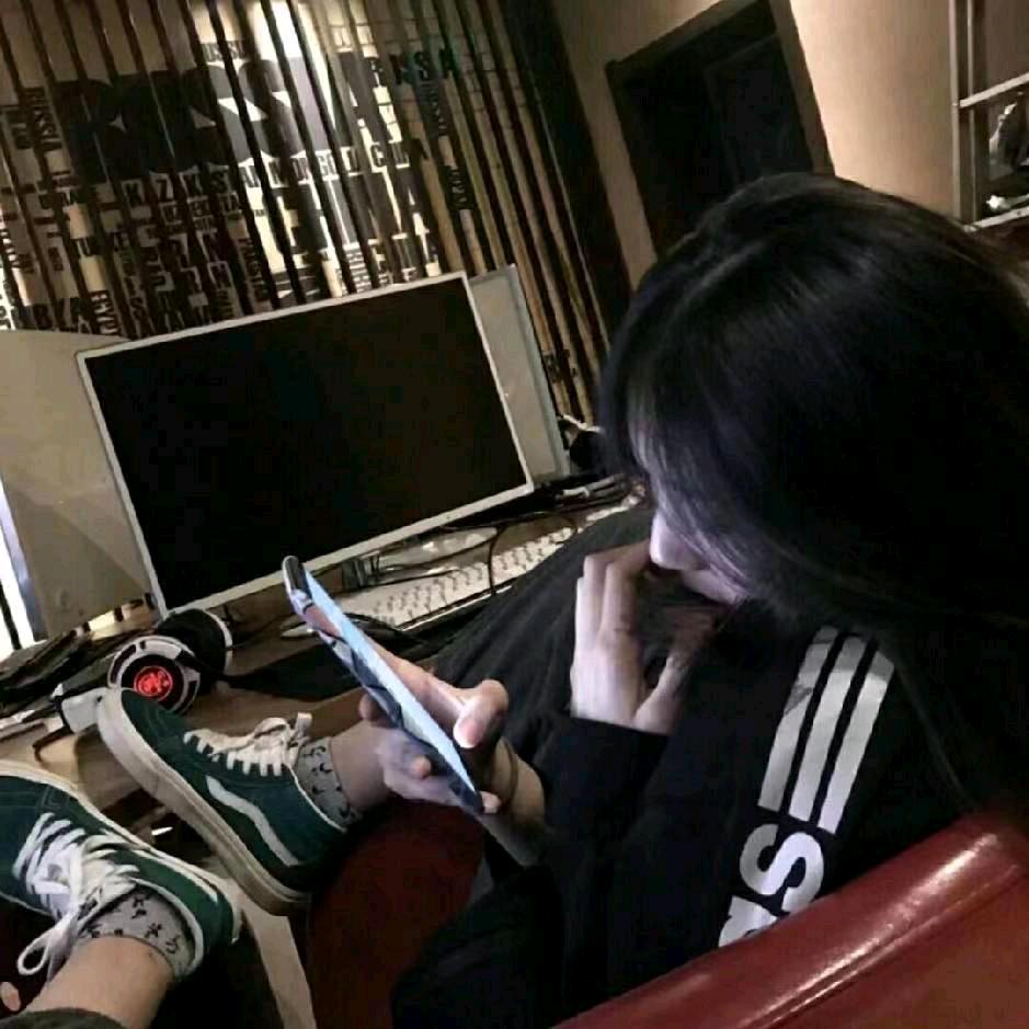 一只小乖