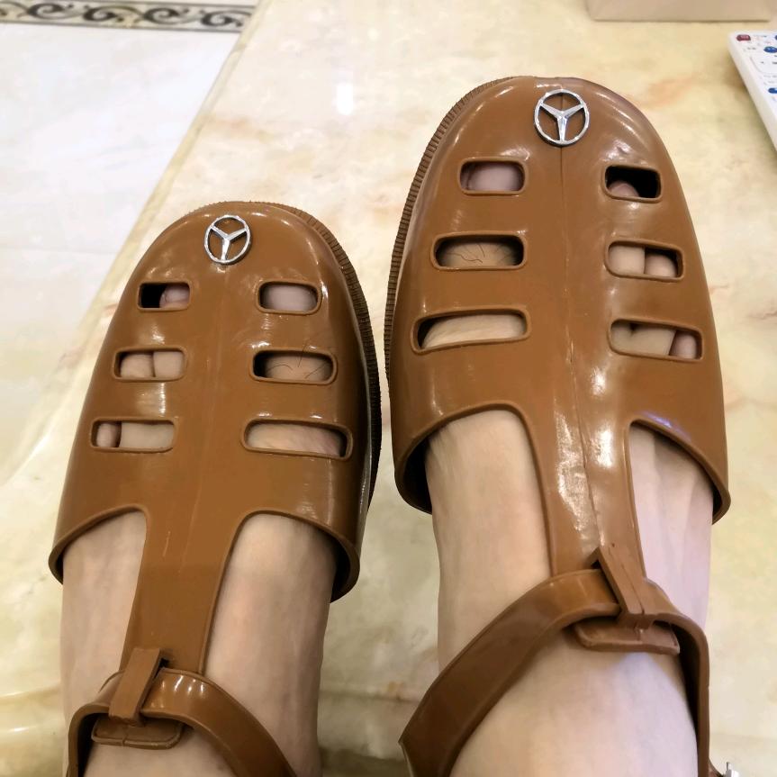 独自去偷欢