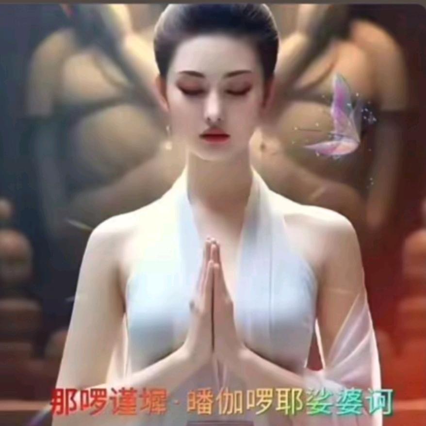 玩🦅，被🦅啄了眼😂