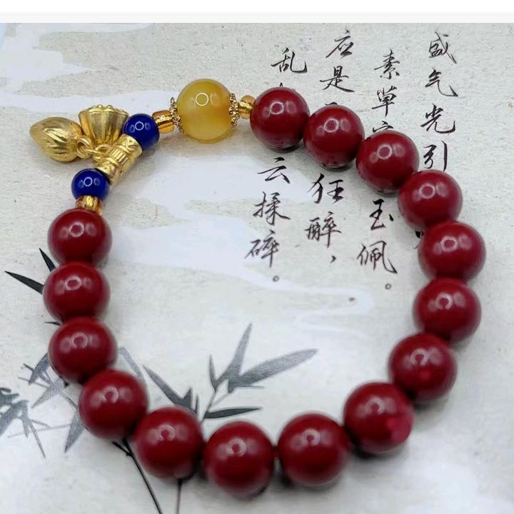 水中月