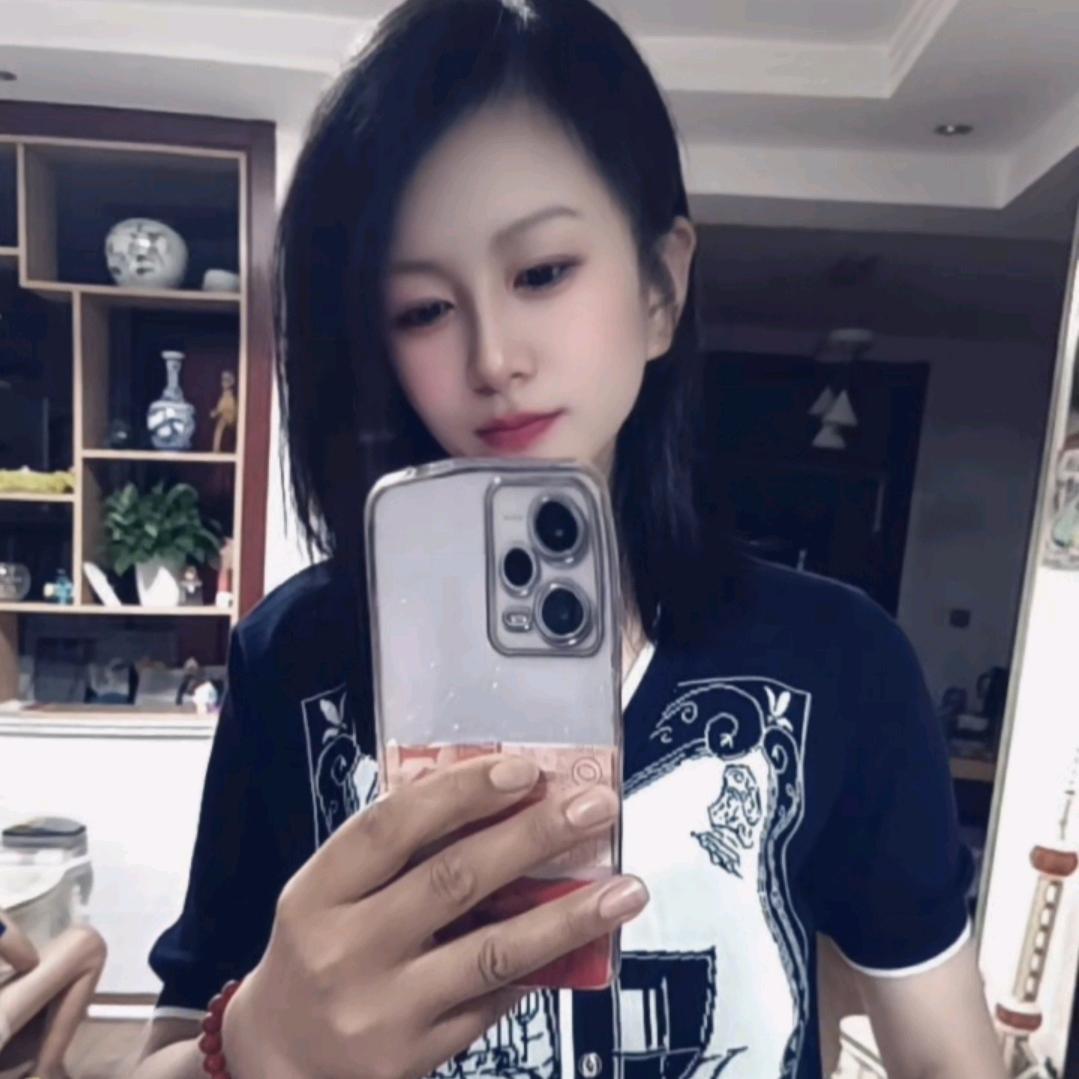 妞:往后余生好好爱自己🌻