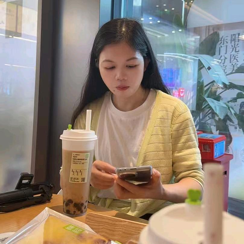 深漂的叶子