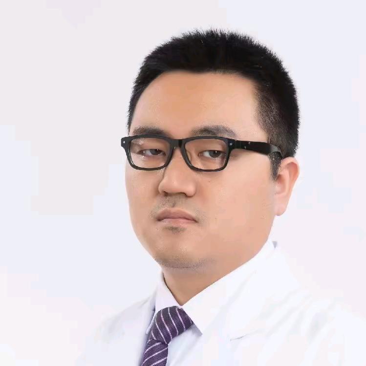 北京中医甲状腺专家李会龙