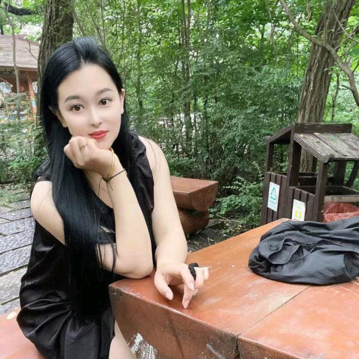꧁꫞꯭精灵👑女王꫞꧂