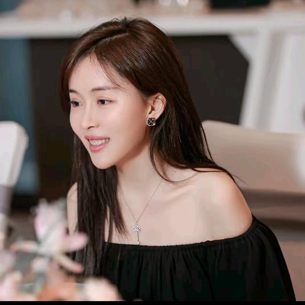 小允姐姐（直播爆款穿搭）