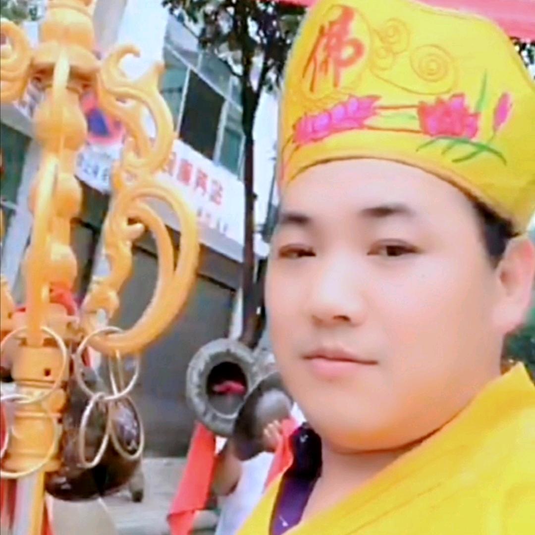 淫尸作乐李没老婆