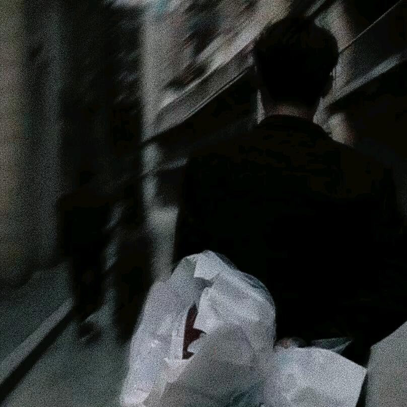 哎，我不会唱歌。