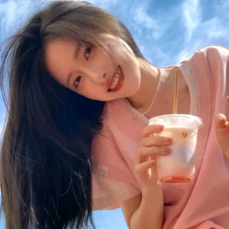 小熊饼干爱分享