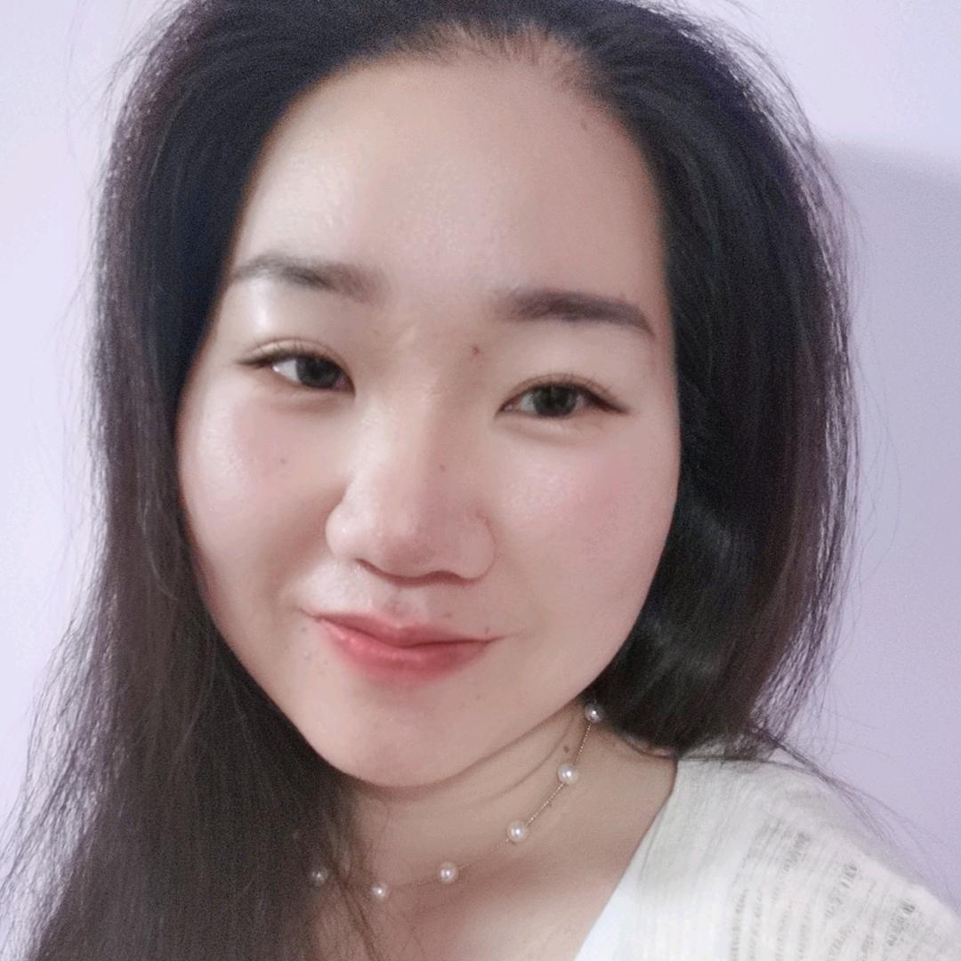 他们都叫我曼妮儿
