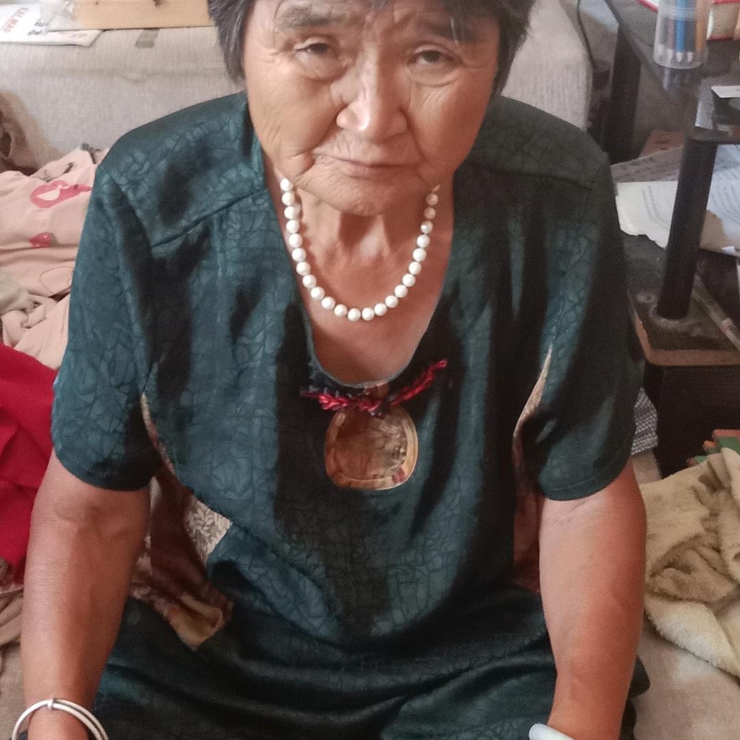 不服输的老太太