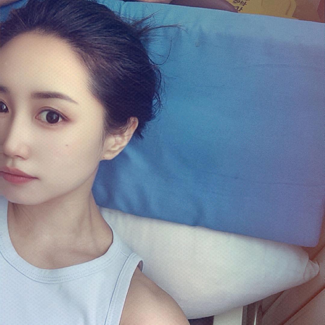 爱健身的小白同学