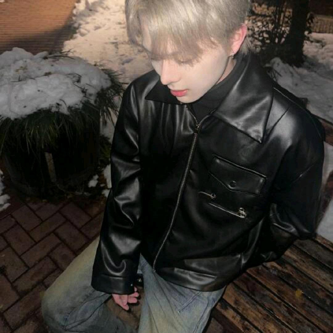 别和奇怪的我说话😋