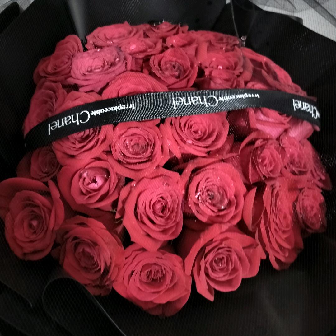 一笑而过🌷