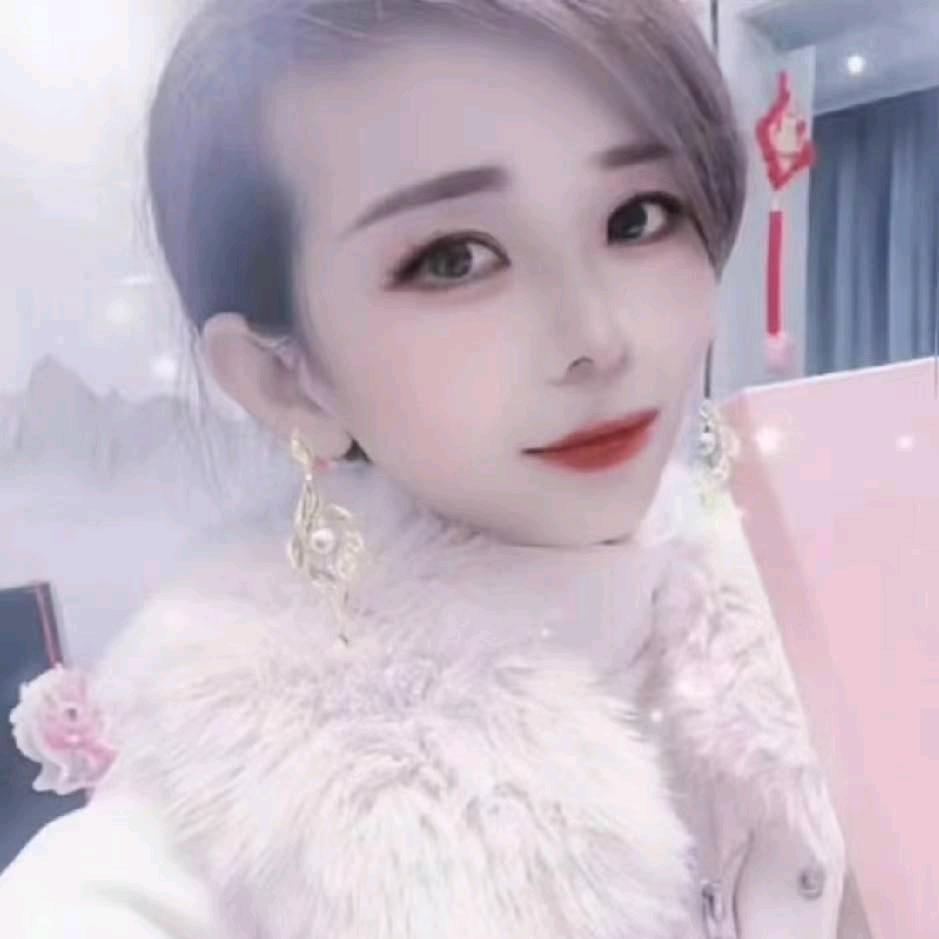 一倾风月一流年