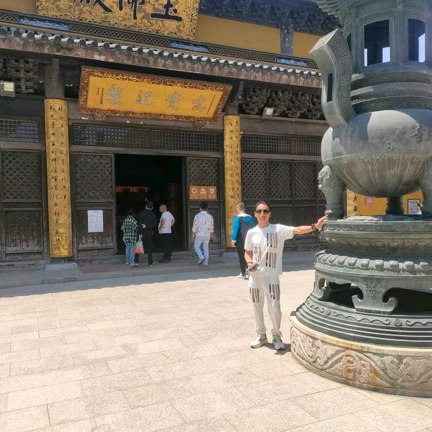 往事随风。