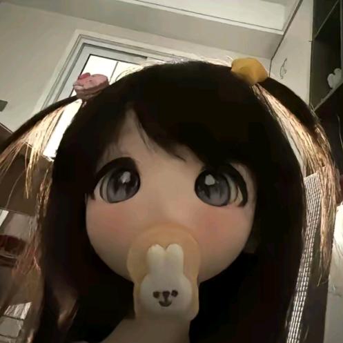 歪头小猫