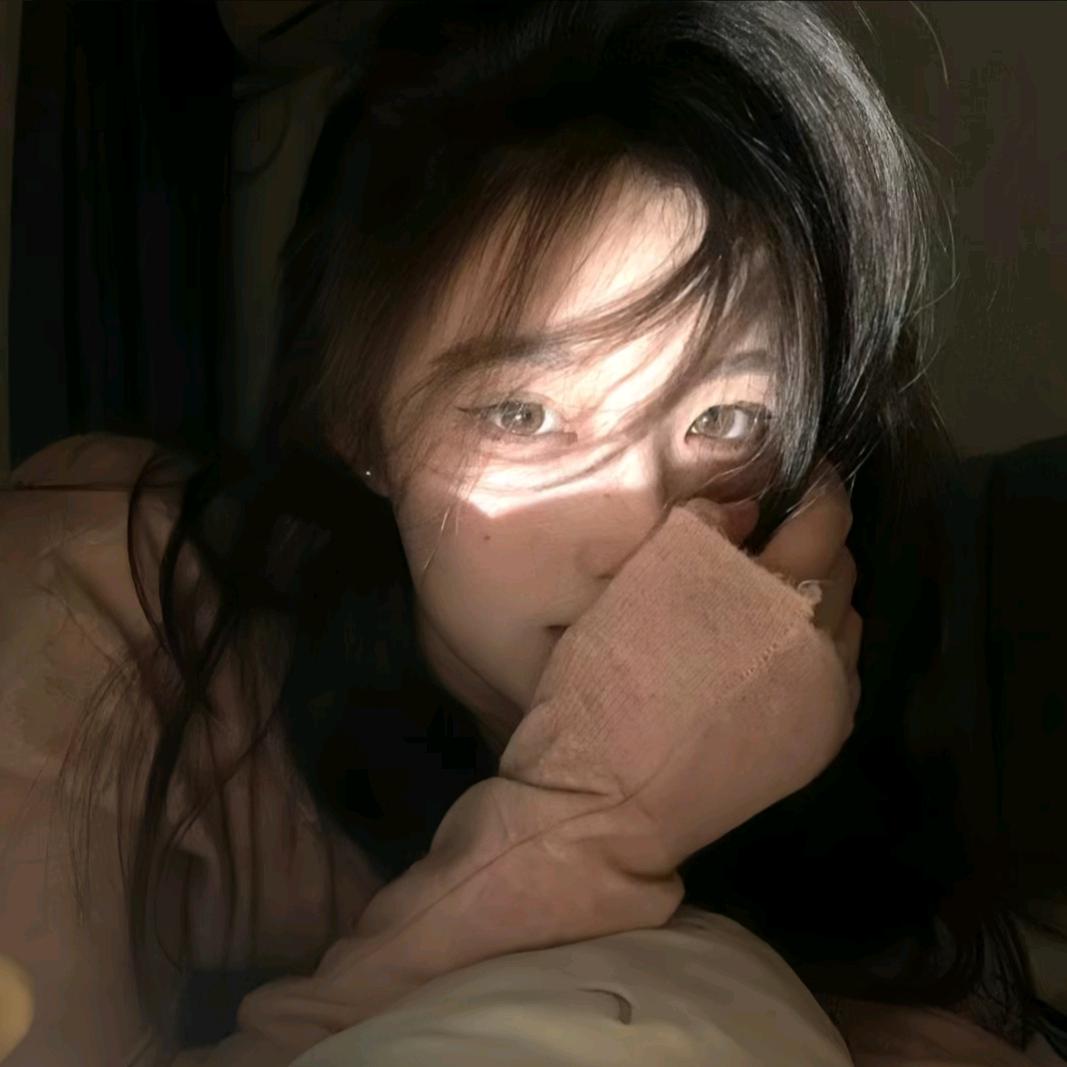 小H.