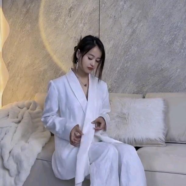 CLV高定女装